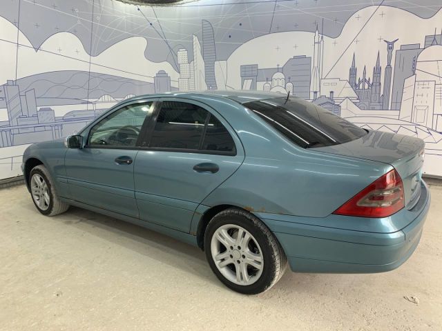 Купить б/у Mercedes-Benz C-класс, 2001 год, 115 л.с. во Владимире